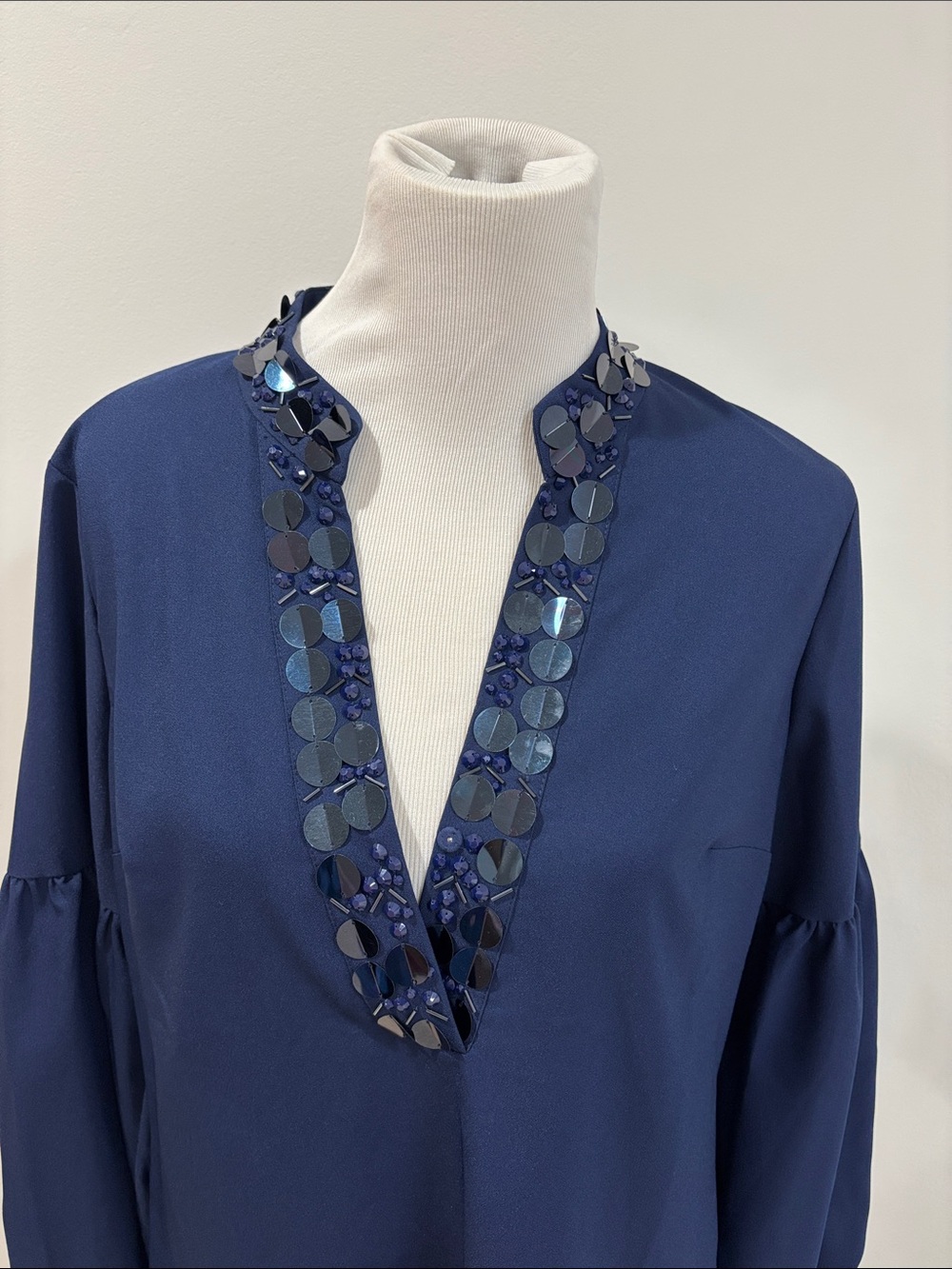 NWOT Lilly Pulitzer Navy Sequin V-Neck Long Sleeve Dress - Picture 2 of 10